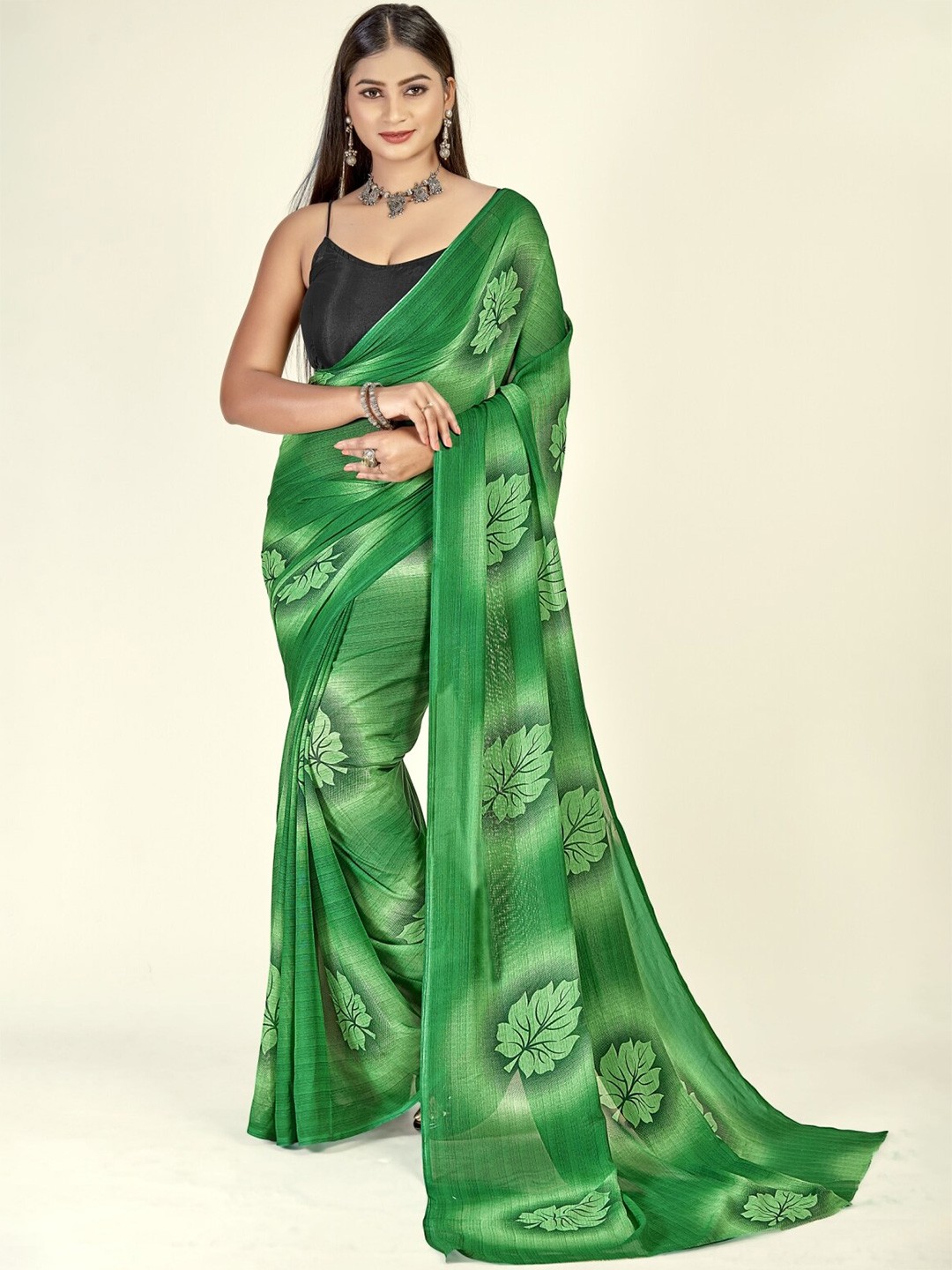 

ANAND SAREES Floral Printed Saree, Green