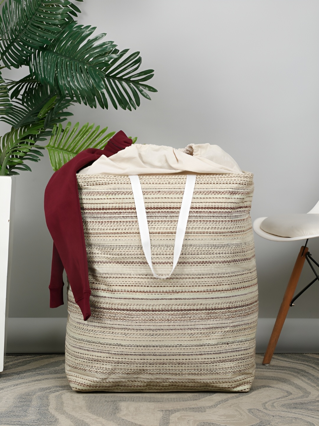 

DREAM WEAVERZ Large Rectangle Shaped Beige Woven Laundry Basket