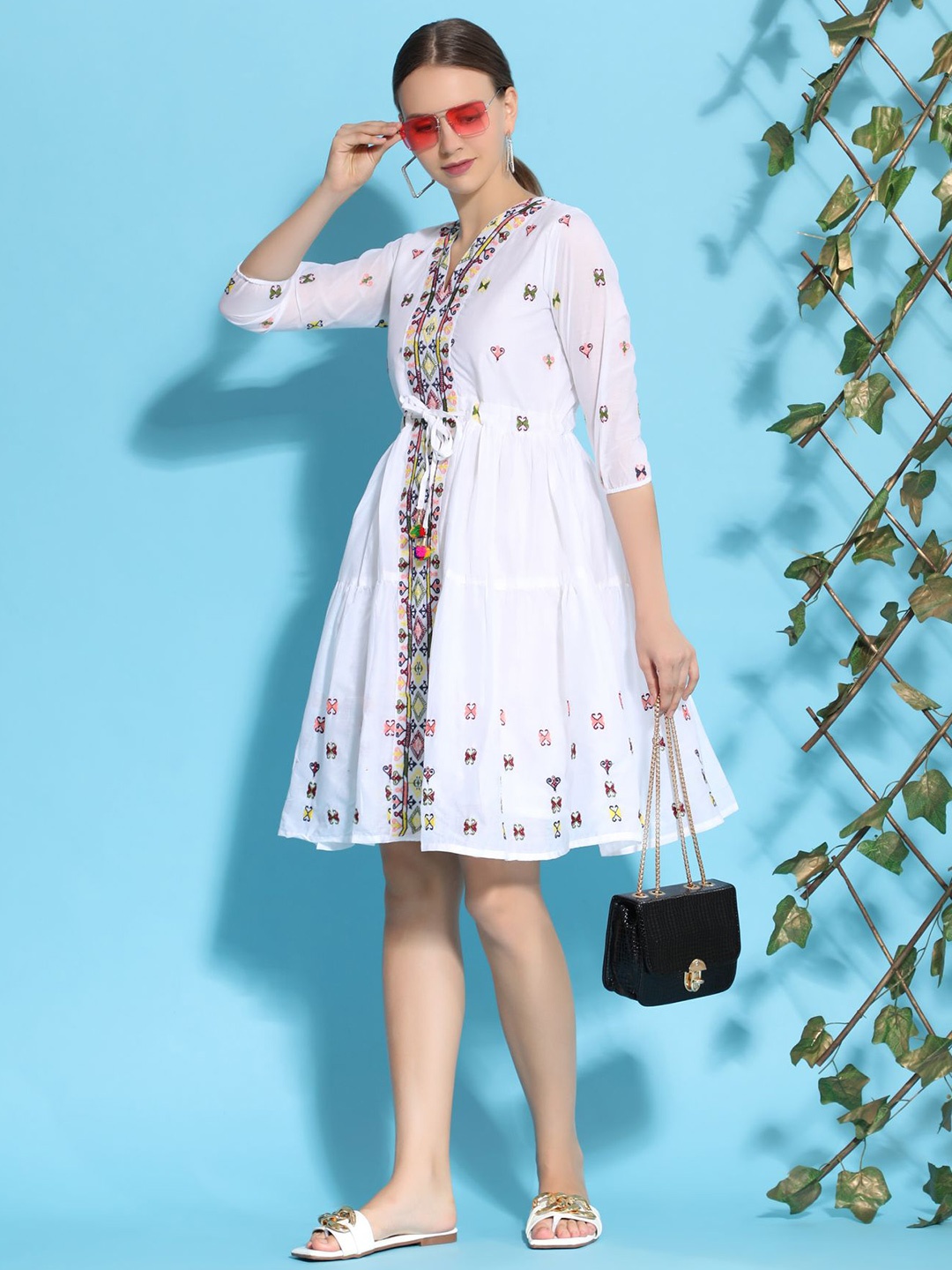 

BAESD V-Neck Floral Printed Fit & Flare Dress, White