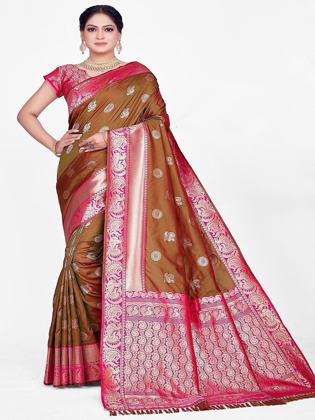 

Aagiri Ethnic Woven Design Zari Pure Silk Banarasi Saree, Green
