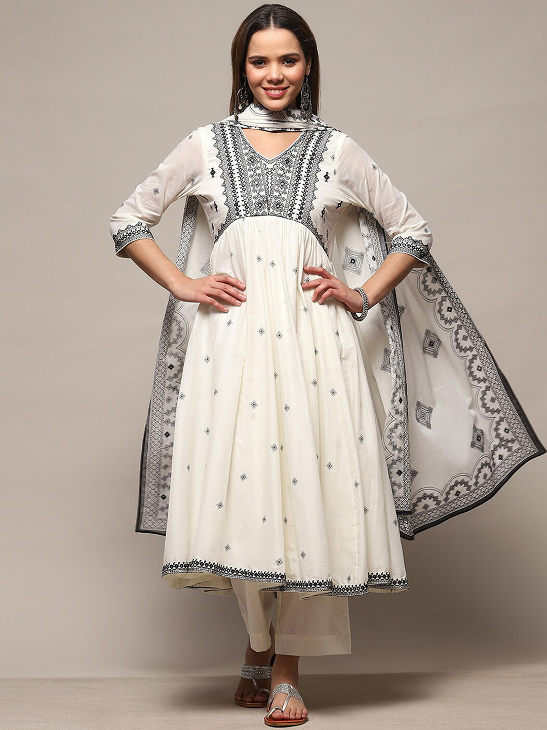 

Biba Embroidered Regular Thread Work Pure Cotton Kurta with Palazzos & Dupatta, Off white