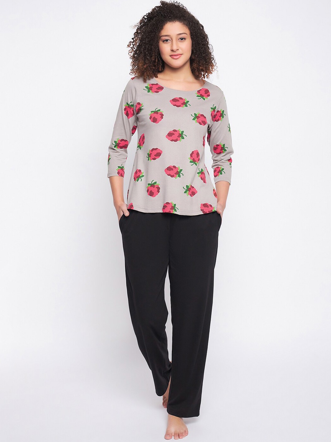 

Clovia Grey Strawberry Printed Pure Cotton Night Suit