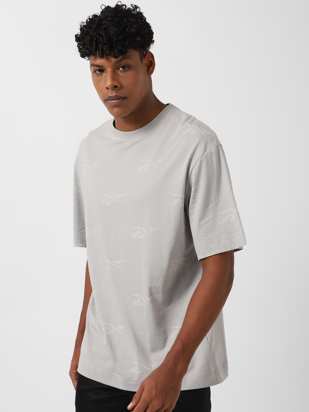 

Reebok Round Neck Short Sleeve Pure Cotton T-shirt, Grey