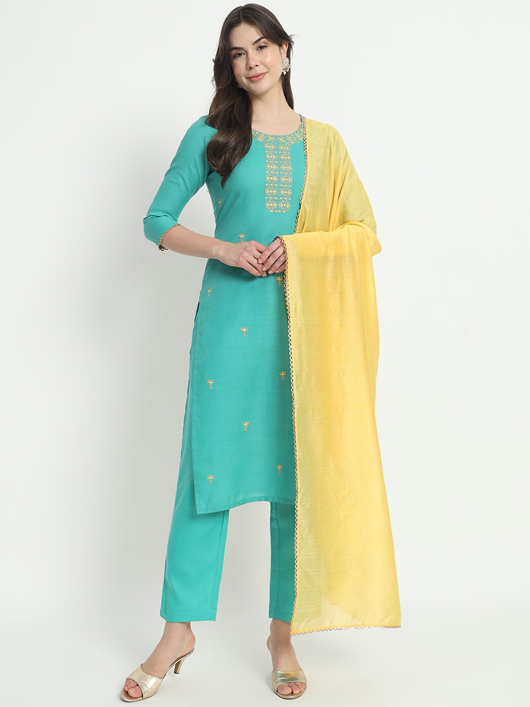 

SALWAT Floral Embroidered Straight Kurta with Trousers & With Dupatta, Green