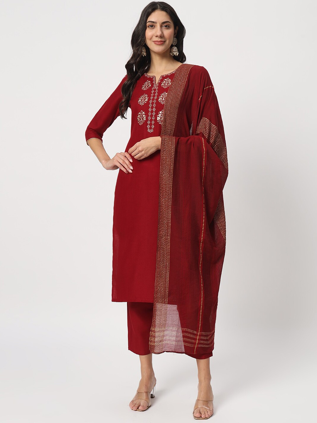 

SALWAT Yoke Design Embroidered Notch Neck Straight Kurta With Trousers & Dupatta, Maroon
