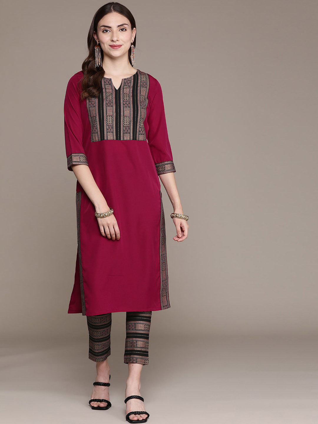 

ZIYAA Pink Geometric Yoke Design Notche Neck Straight Kurta with Trousers