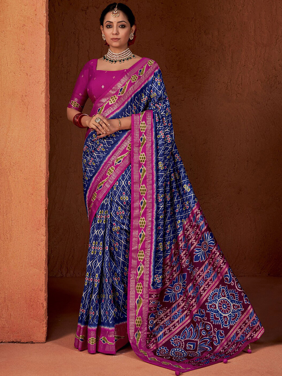 

Mitera Ethnic Motifs Zari Pure Silk Printed Pochampally Saree, Blue