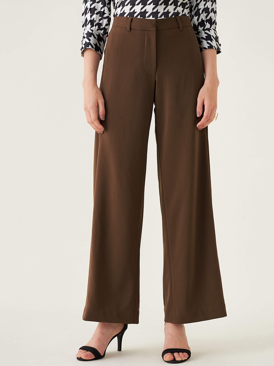 

SALT ATTIRE Women Loose Fit High-Rise Parallel Trousers, Coffee brown