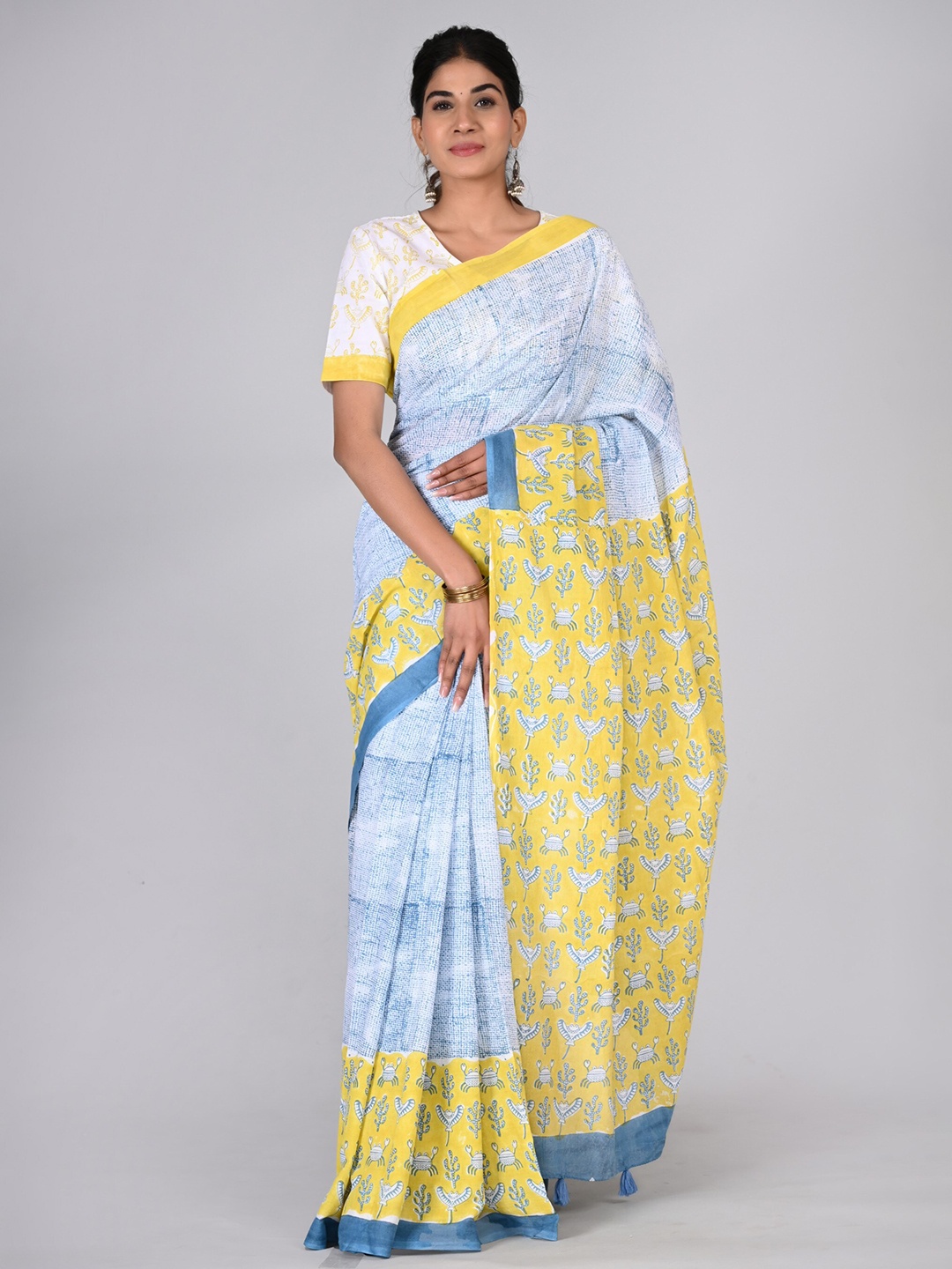 

Shivanya Handicrafts Printed Pure Cotton Saree, Blue