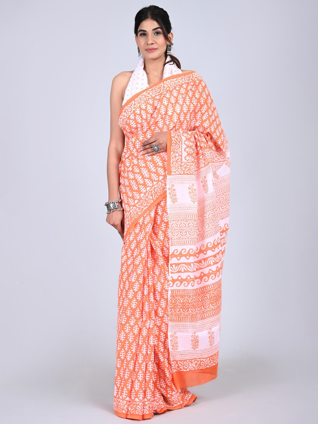 

Shivanya Handicrafts Ethnic Motifs Pure Cotton Saree, Orange