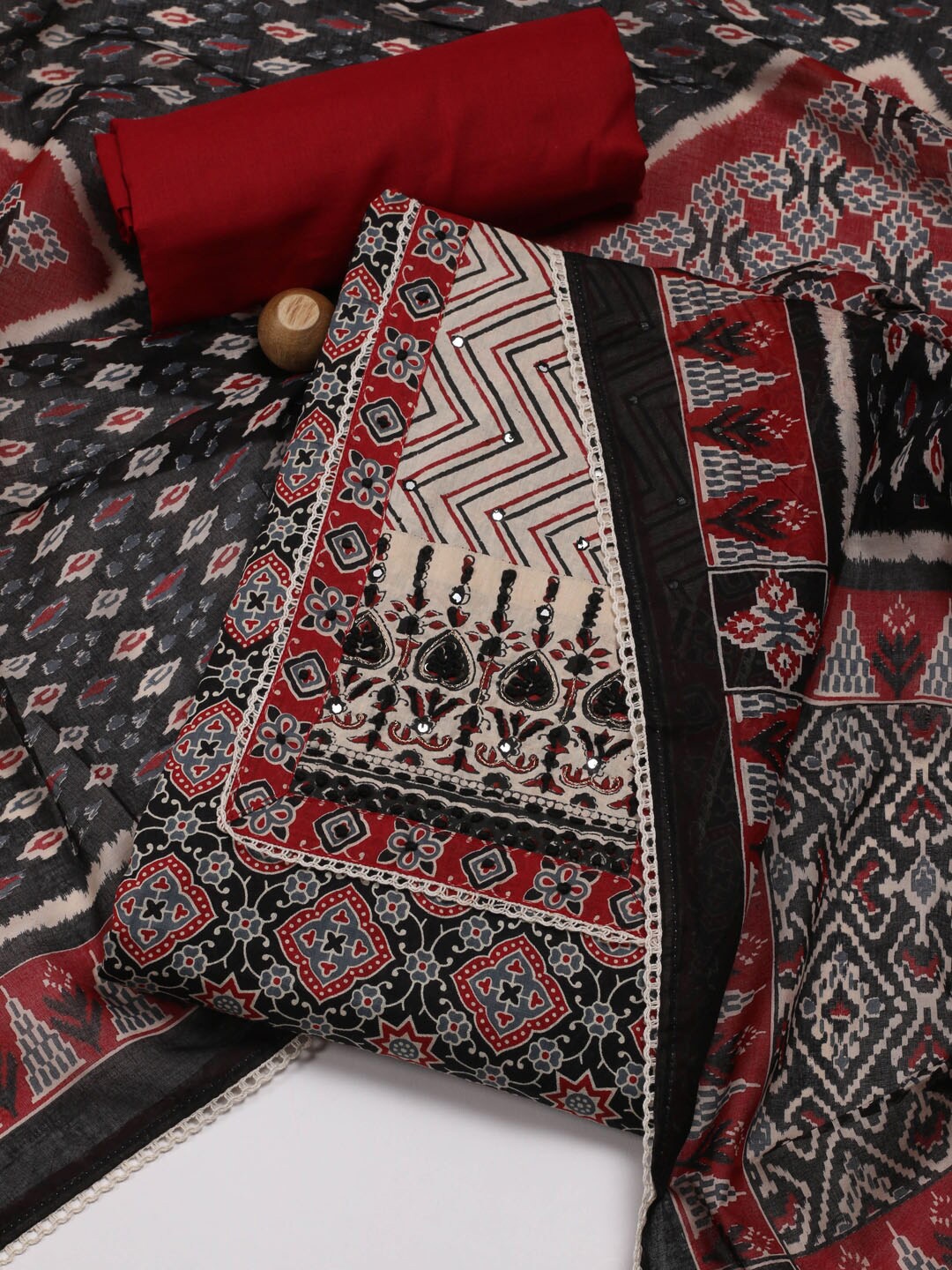 

Meena Bazaar Ethnic Motifs Printed Mirror Work Cotton Unstitched Dress Material, Black