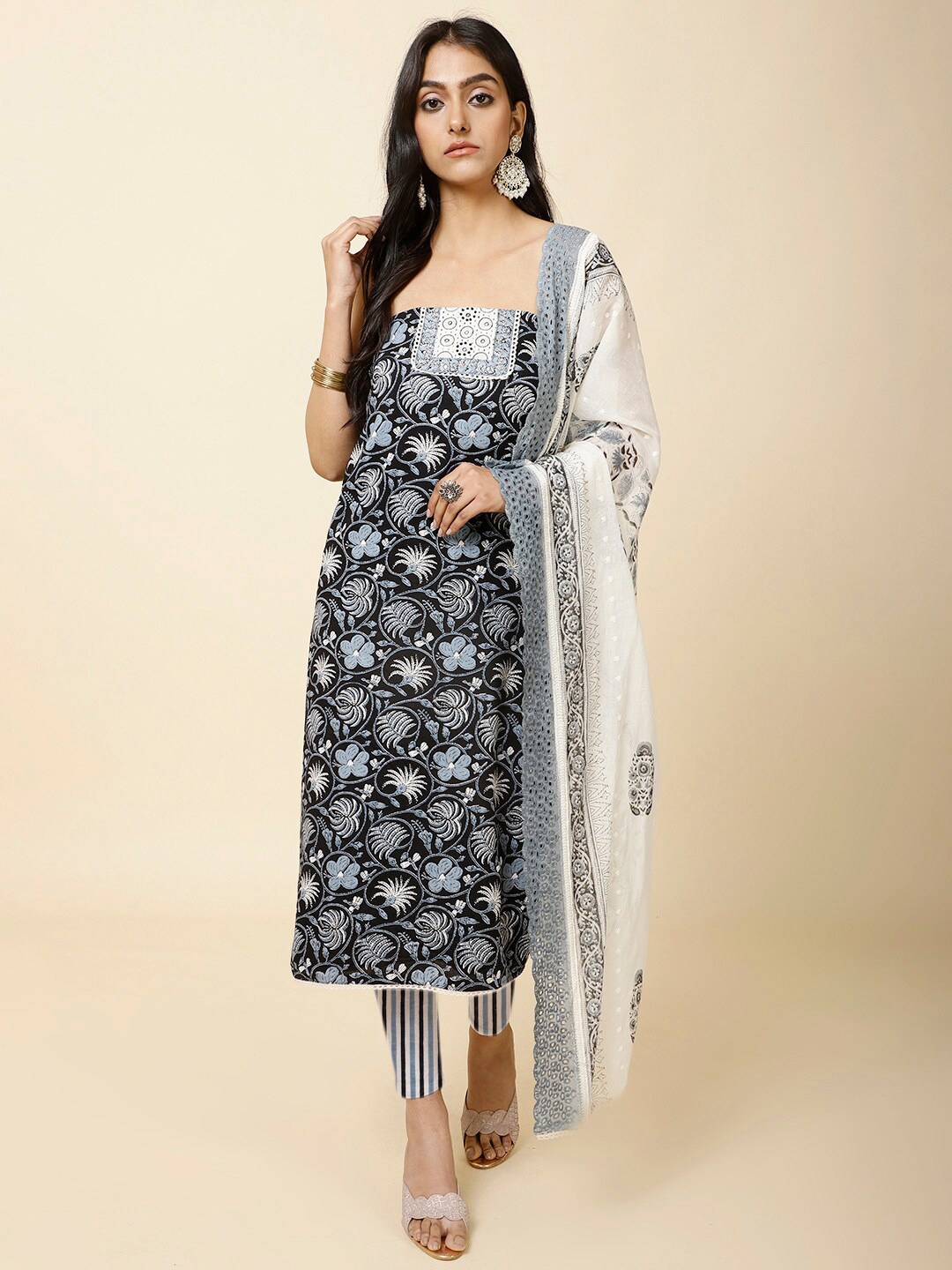 

Meena Bazaar Floral Printed Unstitched Dress Material, Black