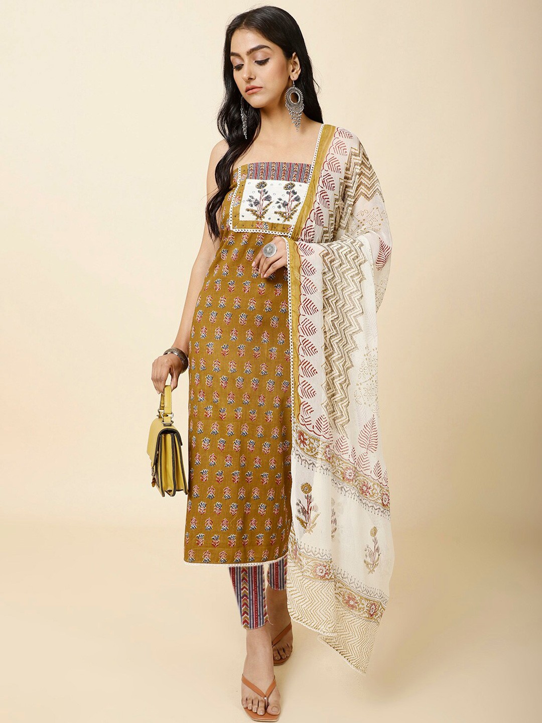 

Meena Bazaar Floral Printed Unstitched Dress Material, Green
