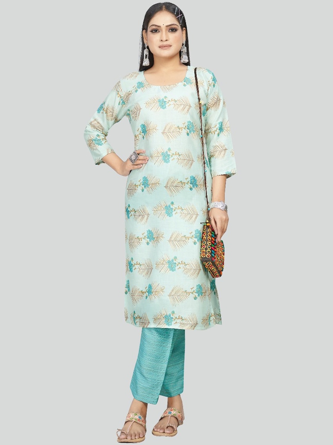 

Sanwariya Silk Floral Printed Regular Kurta with Trousers, Blue