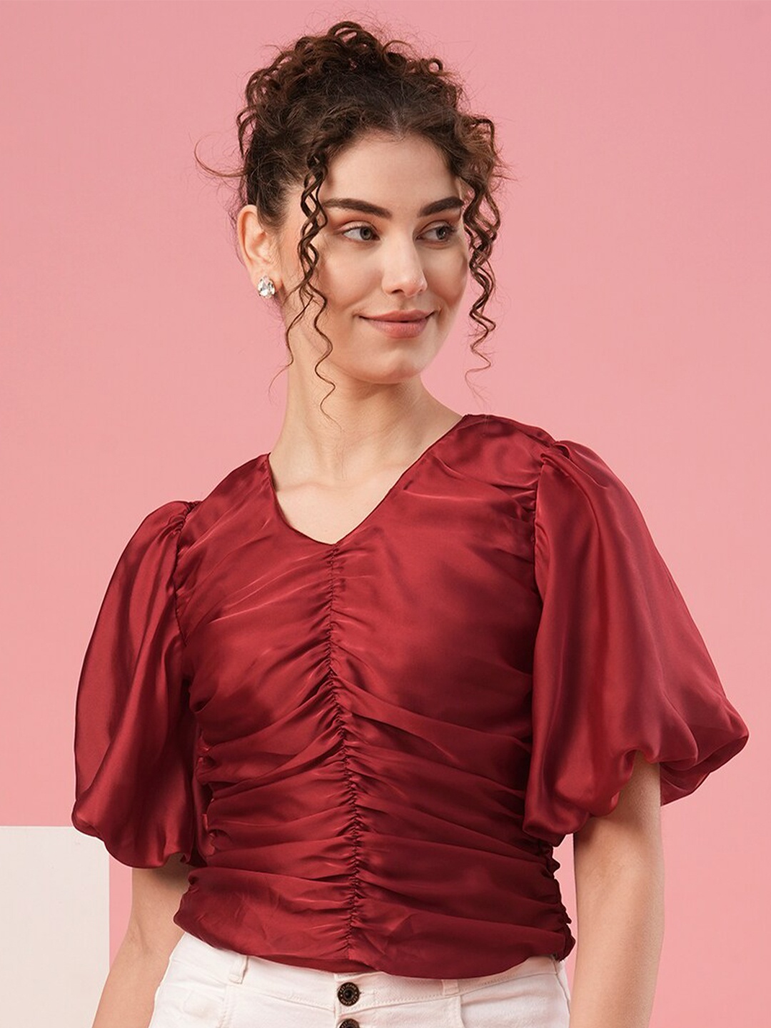 

Globus Flared Sleeve Puff Sleeves Smocking Top, Red