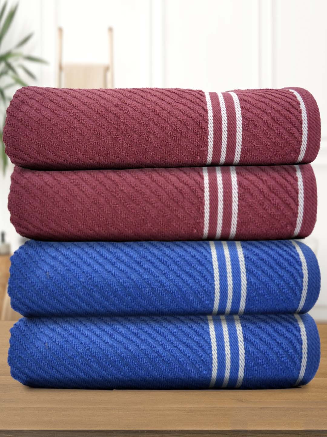 

Athom Living Peach & Blue 4 Pieces Striped 380 GSM Bath Towels, Brown