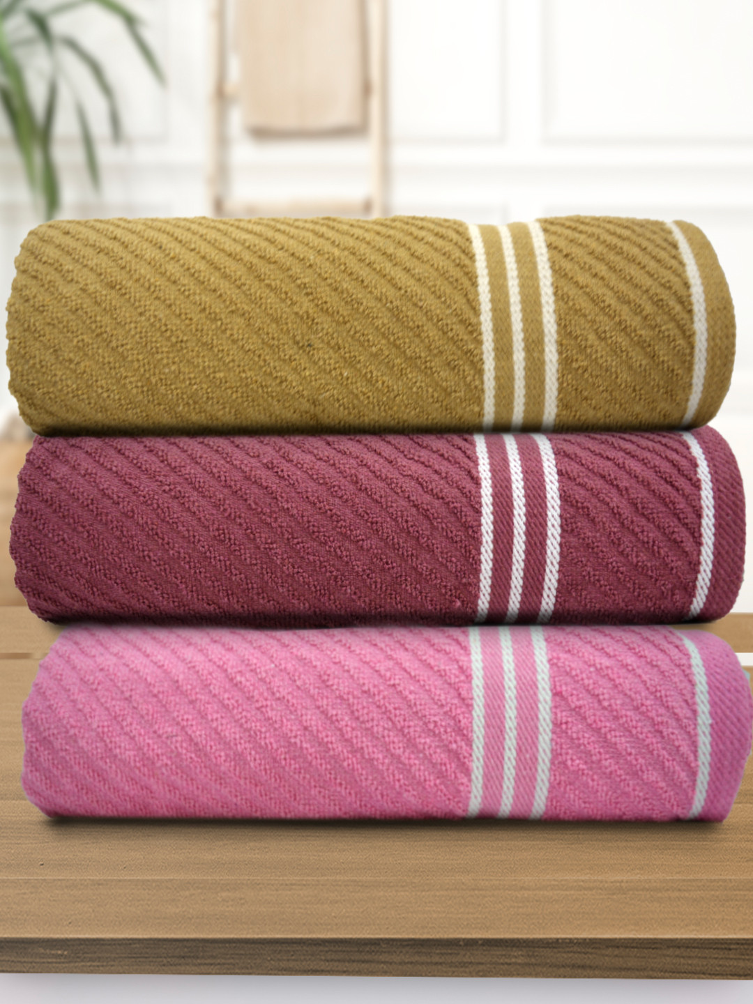 

Athom Living Brown & Pink 3 Pieces Striped 380 GSM Bath Towels