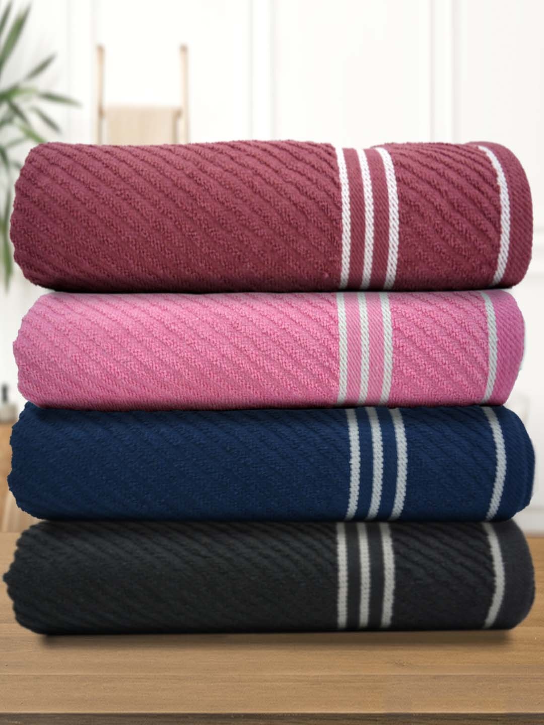 

Athom Living Pink & Blue 4 Pieces Striped 380 GSM Bath Towels