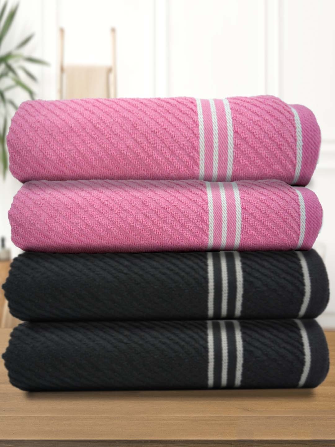 

Athom Living Pink & Black 4 Pieces Cotton 380 GSM Bath Towels