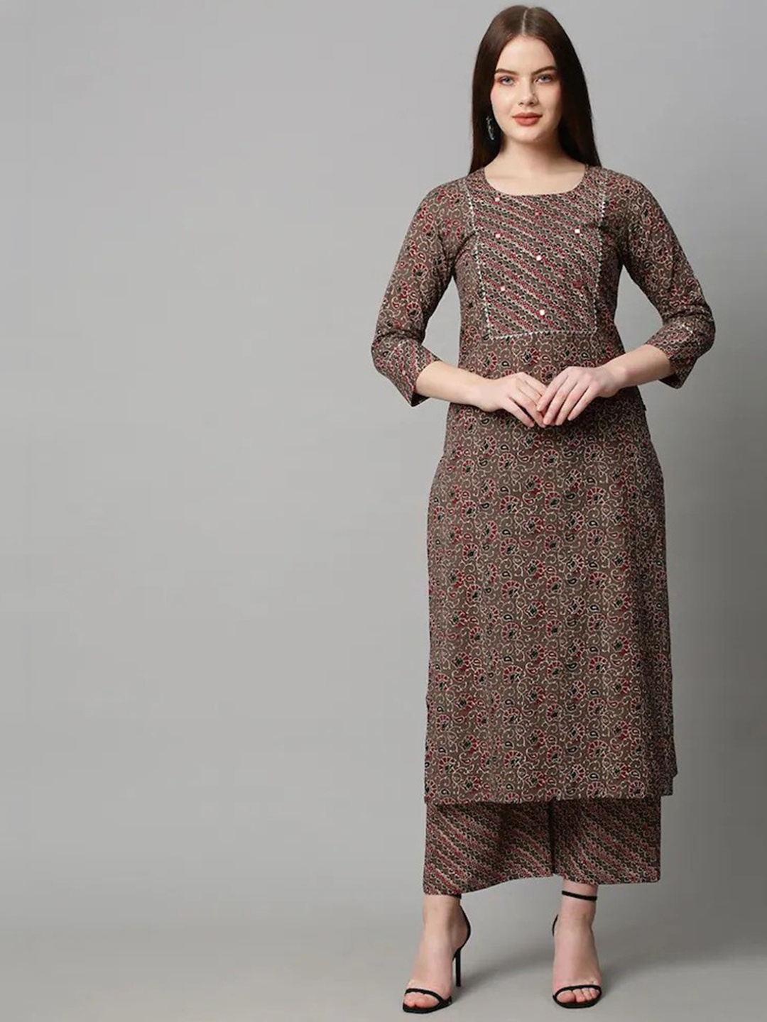 

Sanwariya Silk Floral Printed Regular Kurta with Trousers, Brown