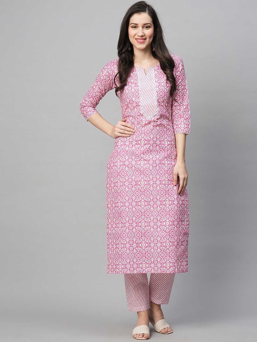 

Sanwariya Silk Floral Printed Regular Kurta with Trousers, Pink