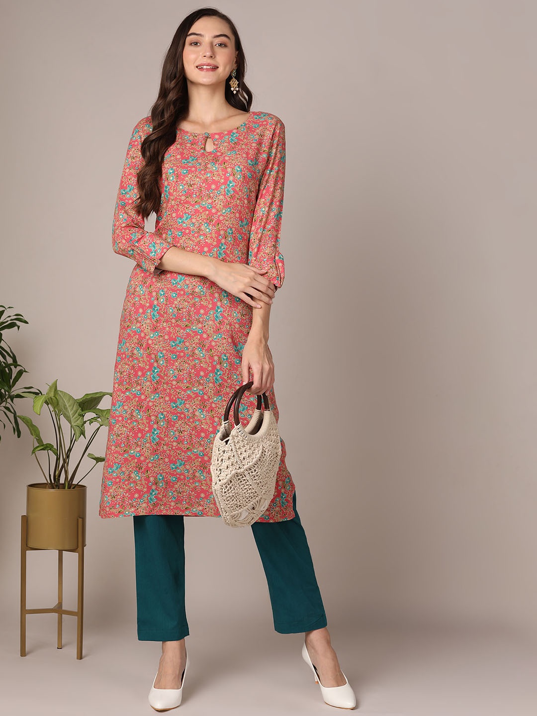 

KALINI Women Ethnic Motifs Printed Sequinned Kurta, Pink