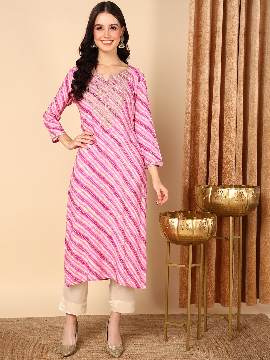 

KALINI Leheriya Printed Mirror Work Straight Kurta, Purple