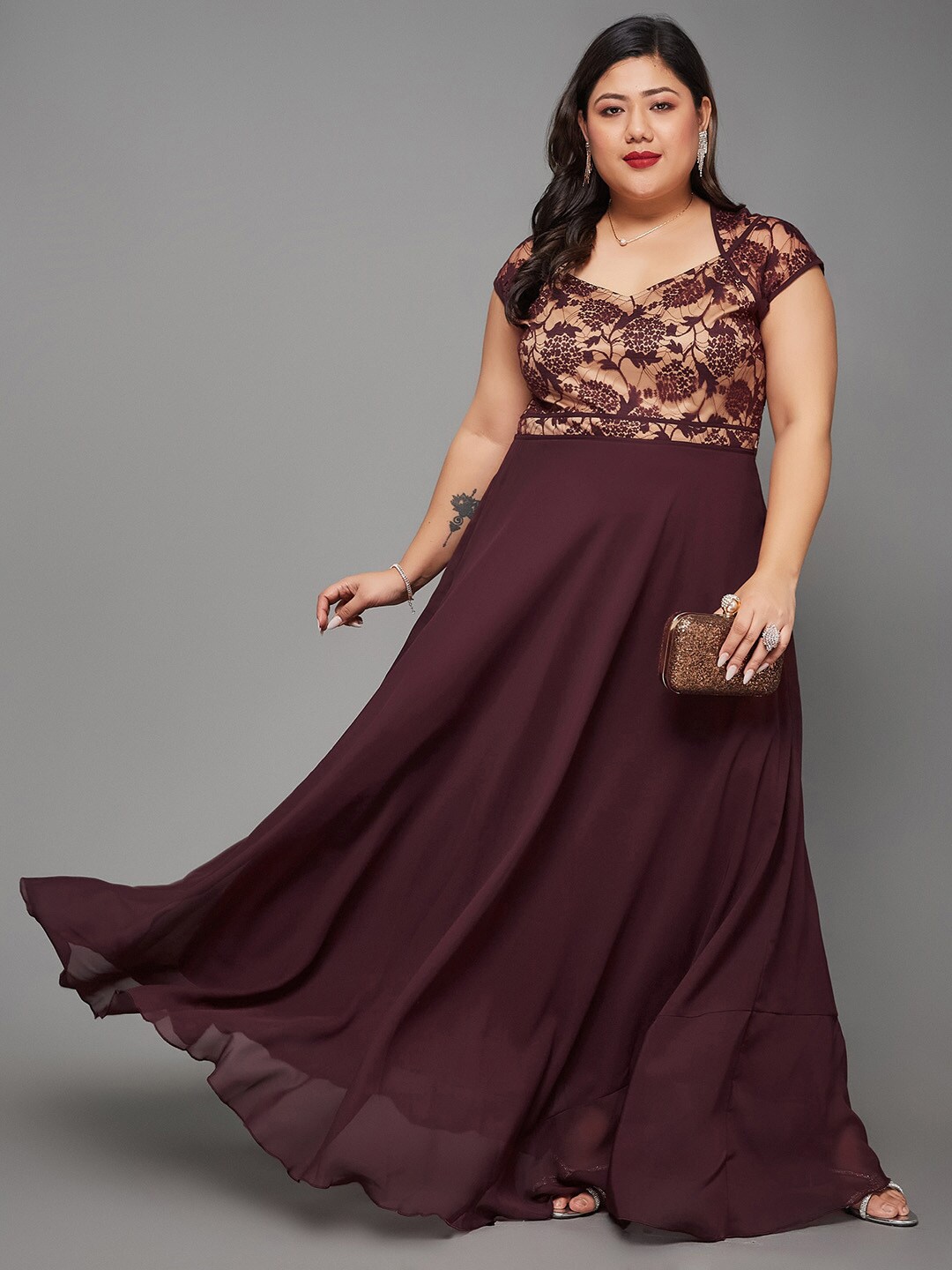

Miss Chase A+ Plus Size Floral Sweet-Heart Neck Lace Overlaid Fit & Flare Maxi Dress, Maroon