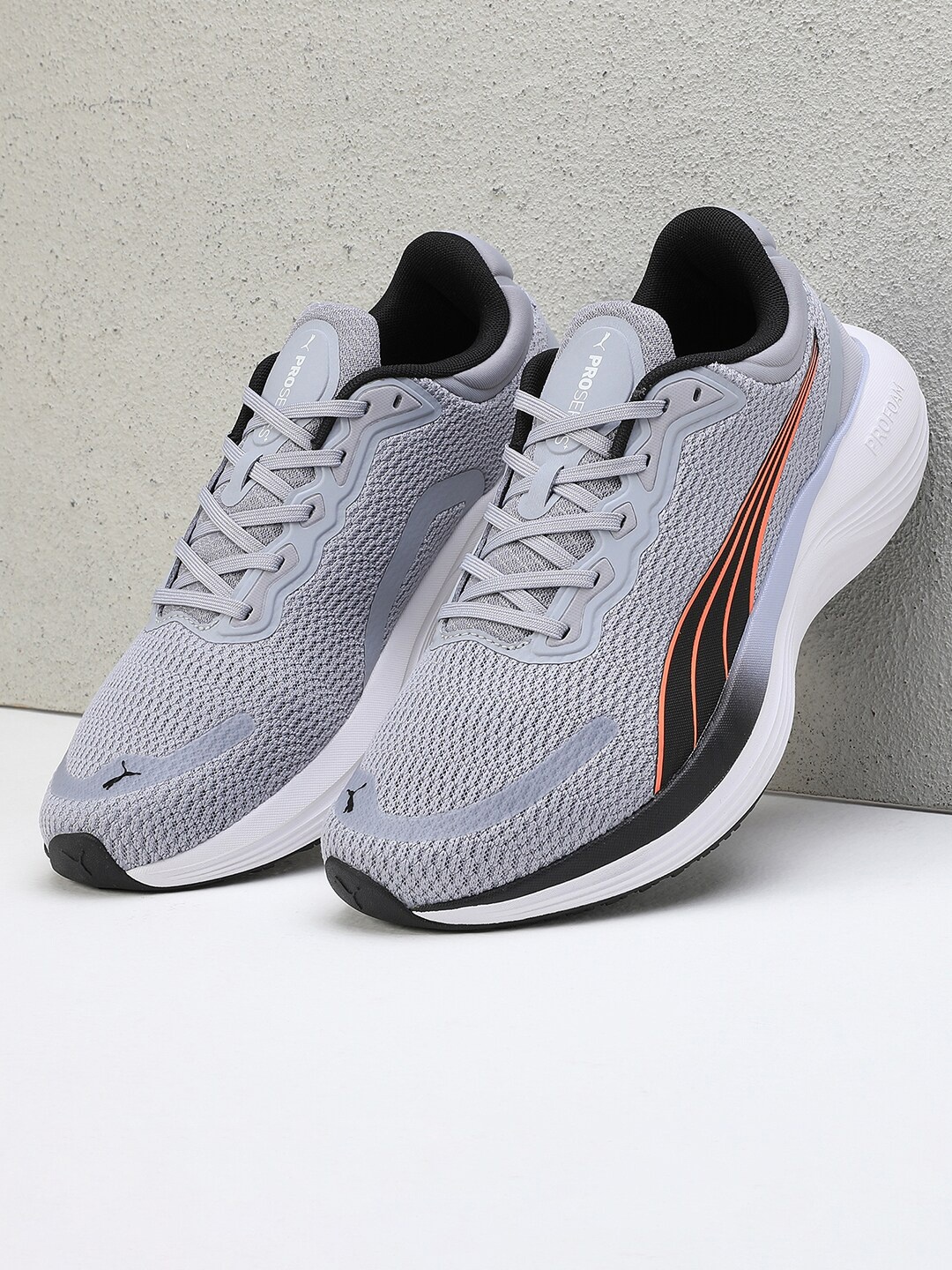

Puma Unisex Scend Pro Running Shoes, Grey