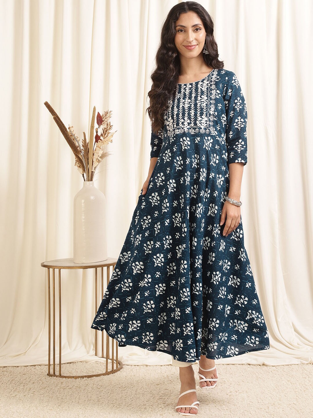 

Rangita Ethnic Motifs Printed Yoke Design Anarkali Kurta, Blue