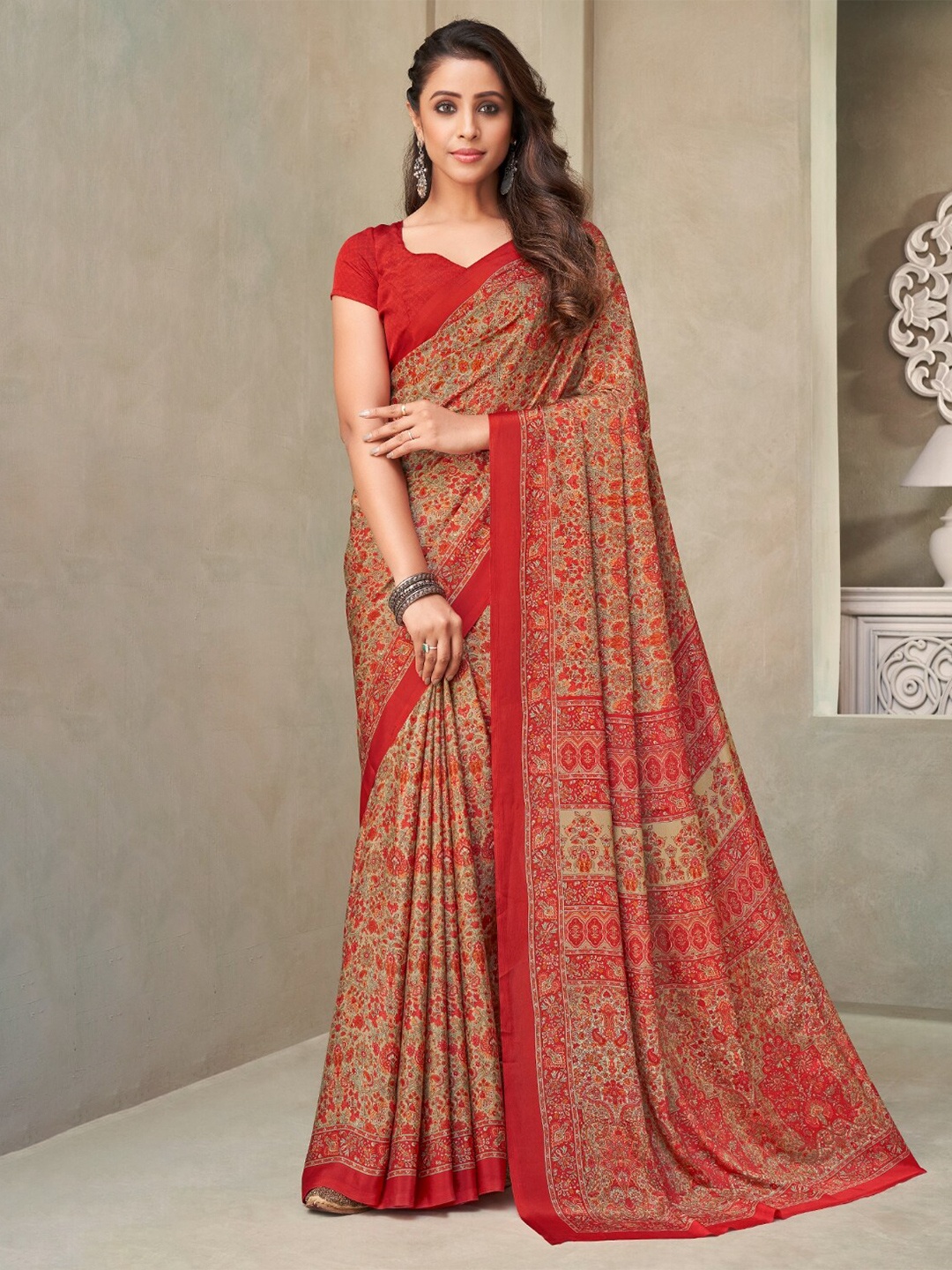 

Reboot Fashions Floral Printed Pure Crepe Saree, Beige