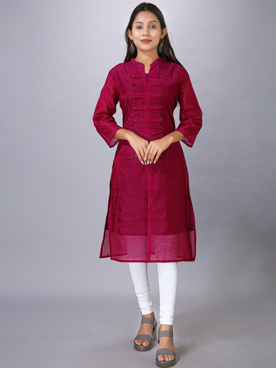 

MAIYEE Mandarin Collar Three-Quarter Sleeves Chanderi Cotton Kurta, Purple