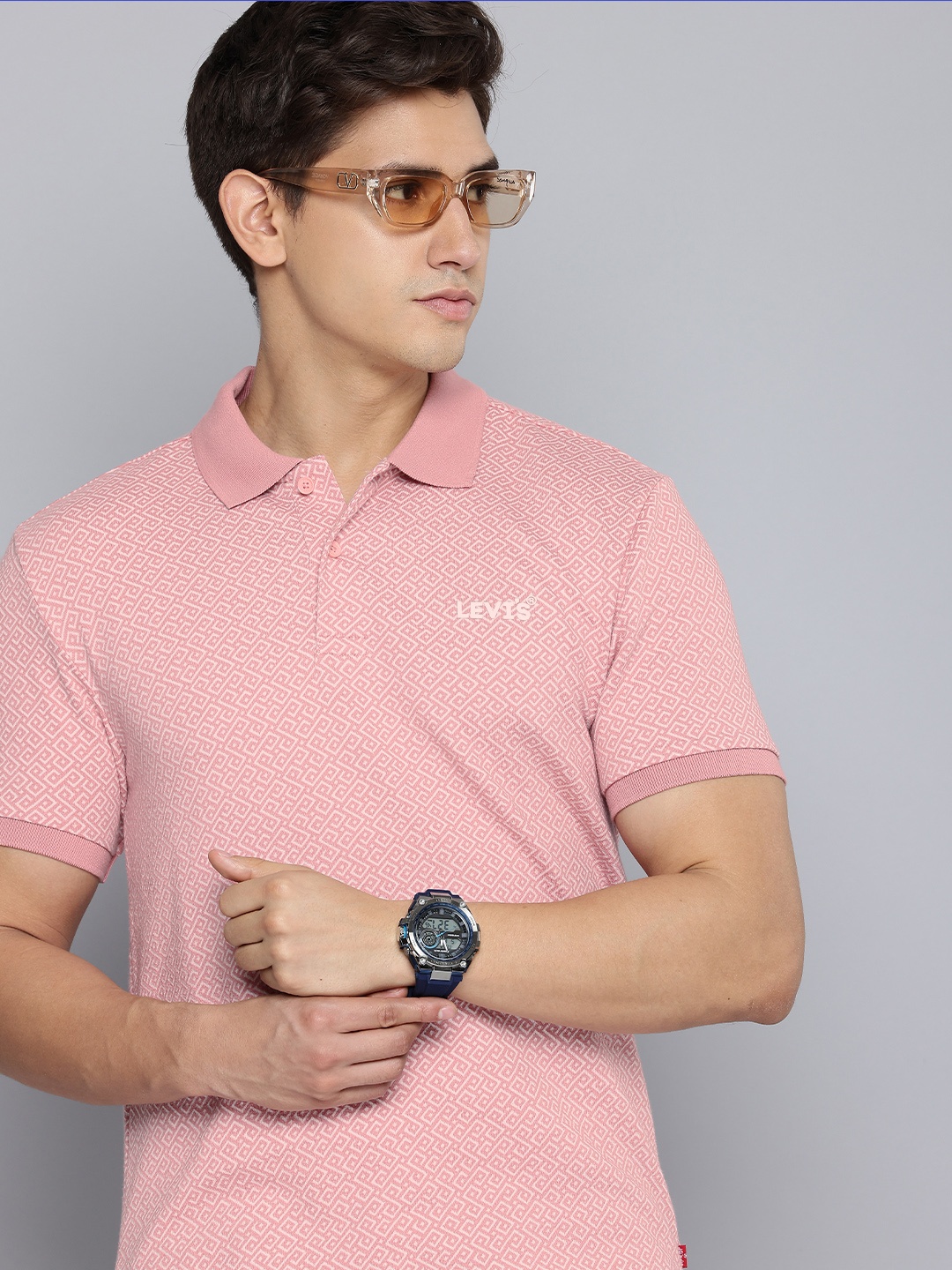 

Levis Geometric Printed Polo Collar Slim Fit T-shirt, Pink