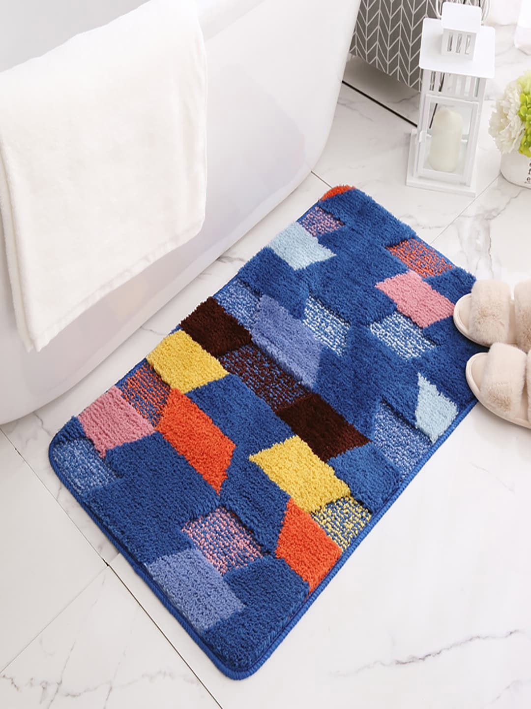 

Kuber Industries Blue Geometric Printed Bath Rug