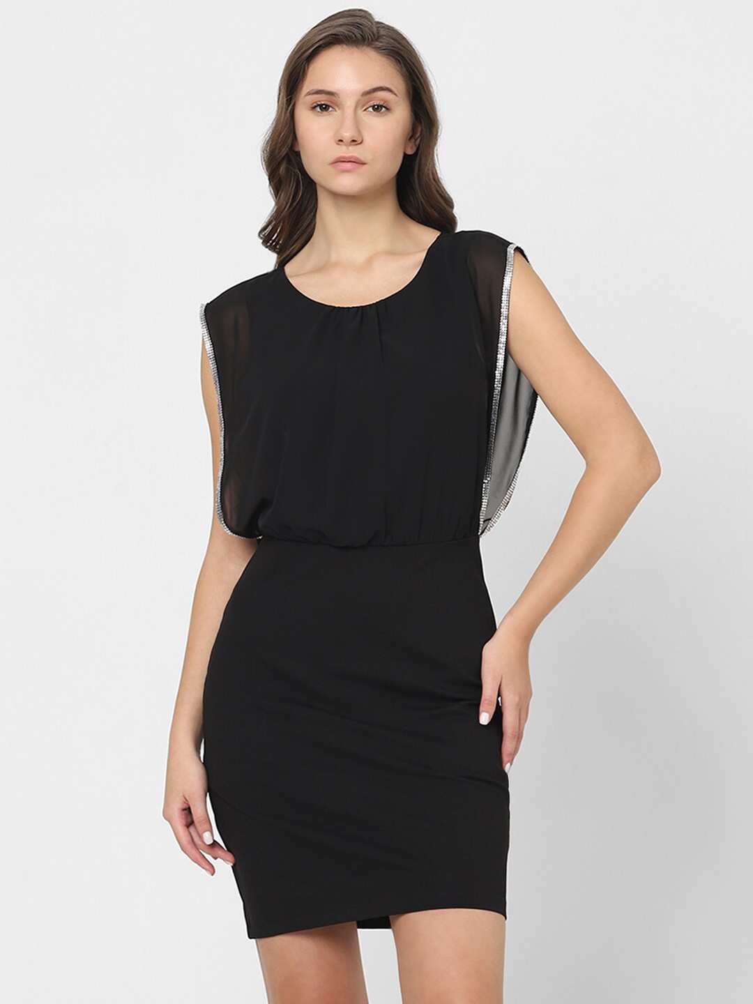 

Vero Moda Above Knee Knitted Round Neck A-Line Straight Dress, Black