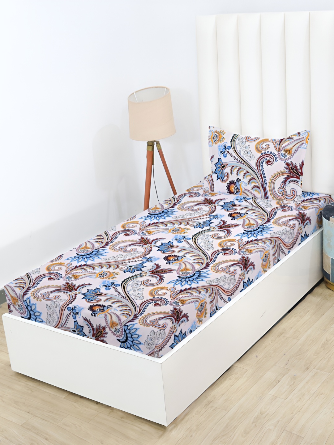 

RD TREND White & Blue Floral Cotton 210 TC Single Bedsheet with 1 Pillow Covers