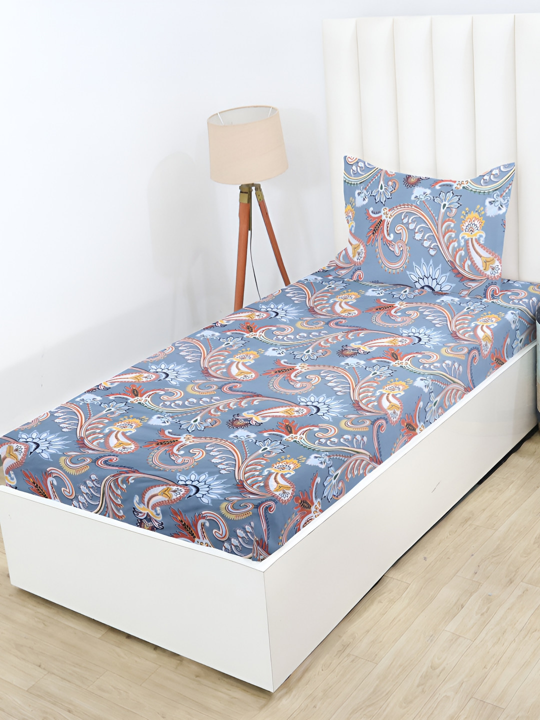 

RD TREND Blue & Brown Floral Cotton 210 TC Single Bedsheet with 1 Pillow Covers