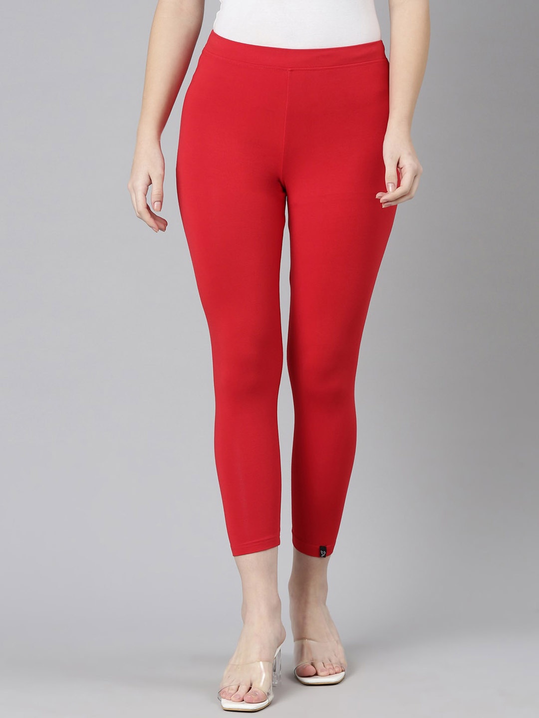 

Twin Birds Women Solid Skinny Fit High Ankle Cropped Leggings, Red