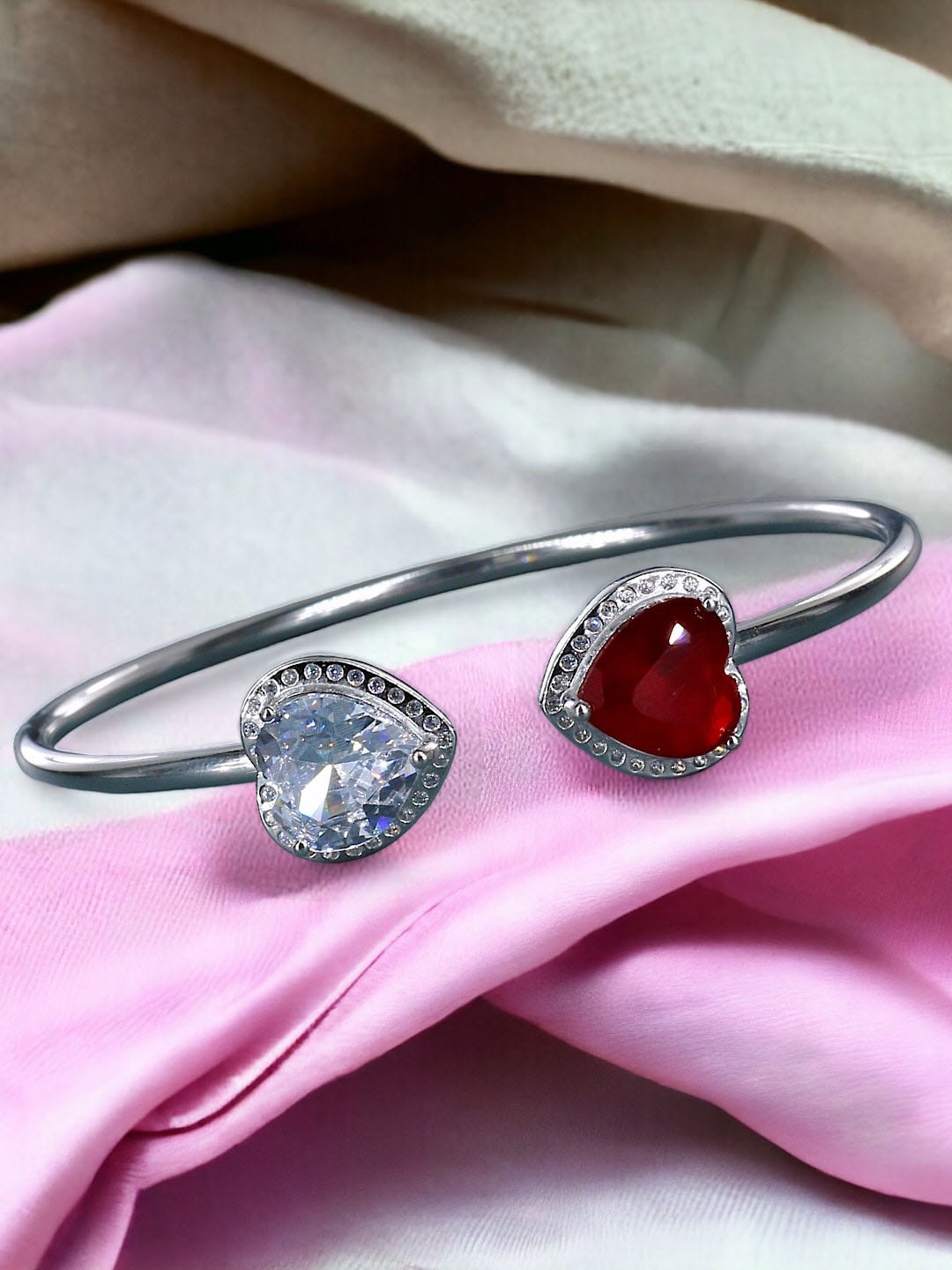 

Taraash 92.5 Sterling Silver American Diamond Studded Kada Bracelet