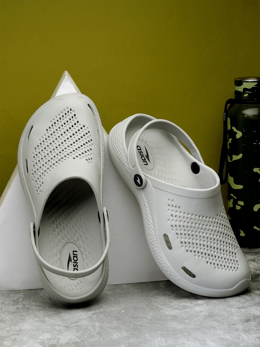 

ASIAN Men Textured Clogs, Grey melange