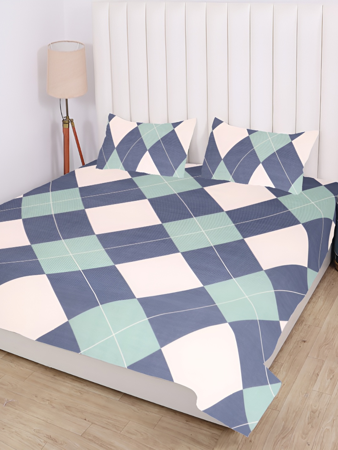 

RD TREND Green & Blue Geometric 210 TC Cotton King Bedsheet with 2 Pillow Covers