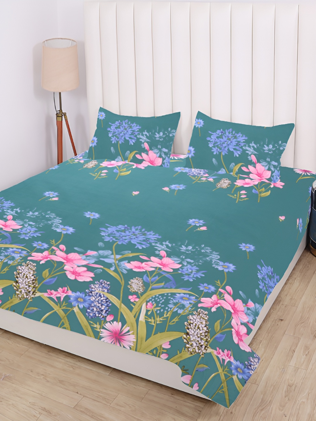 

RD TREND Green & Pink Floral Printed 210 TC Cotton King Bedsheet with 2 Pillow Covers