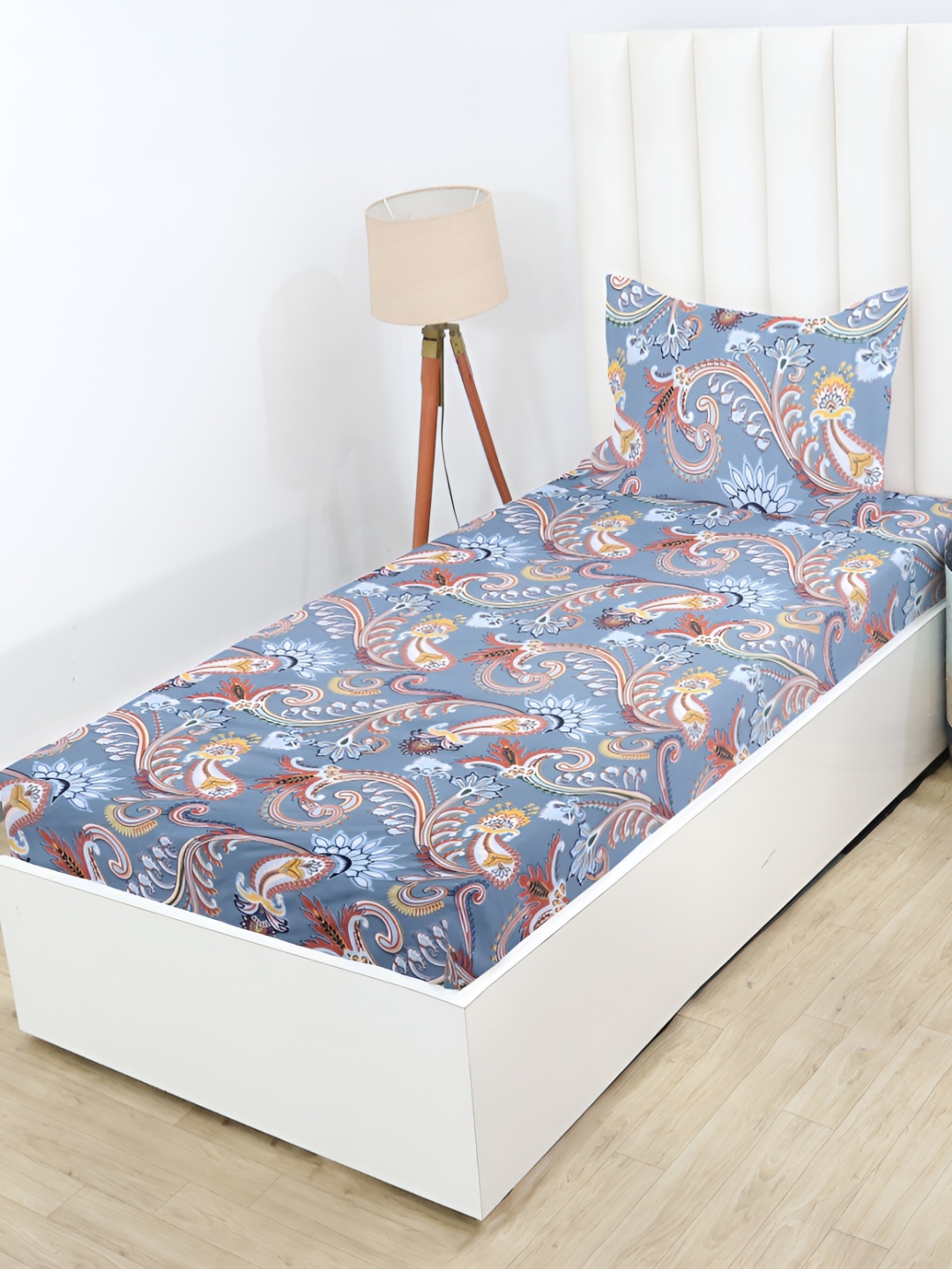 

RD TREND Blue & Red Floral Red 210 TC Fitted Cotton Single Bedsheet with 1 Pillow Covers