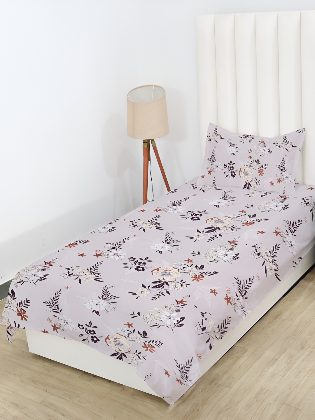 

RD TREND Cream-Coloured Floral Printed 210 TC Cotton Single Bedsheet with 1 Pillow Covers