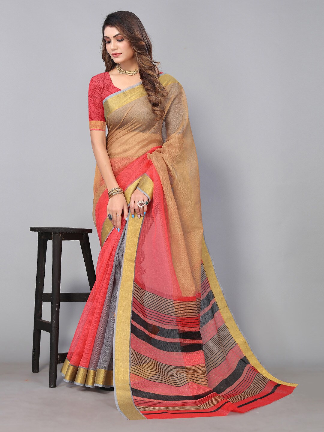 

KALINI Striped Printed Saree, Pink