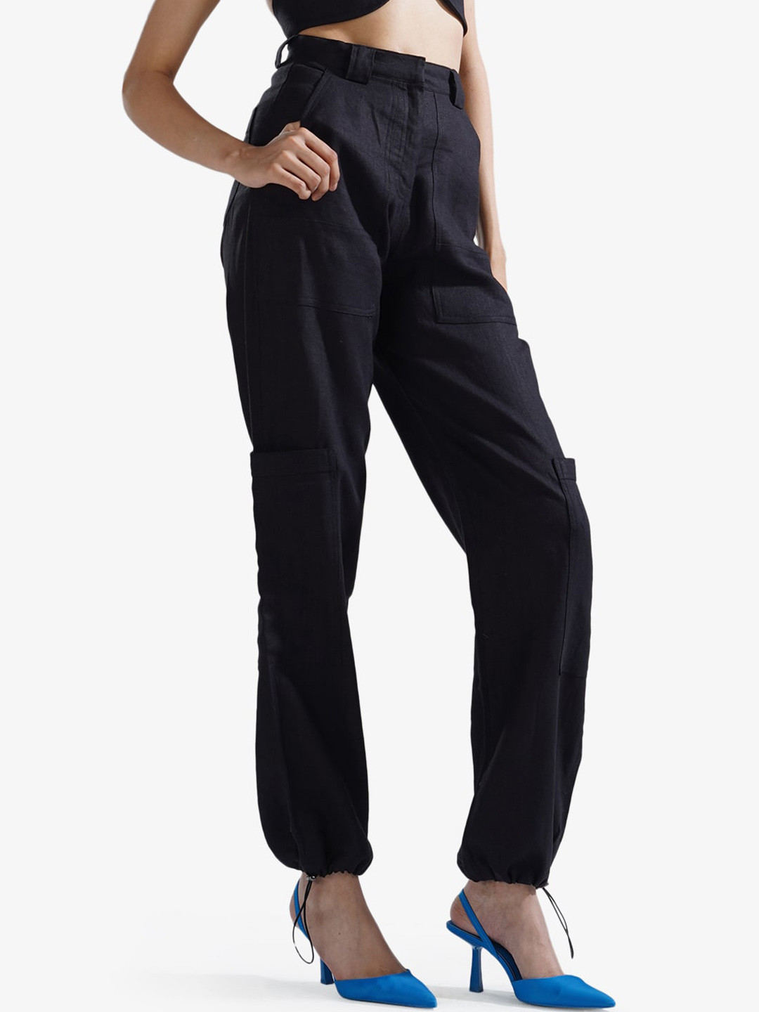 

Shop Staple Women Tapered Fit High-Rise Linen Cargo Joggers, Black
