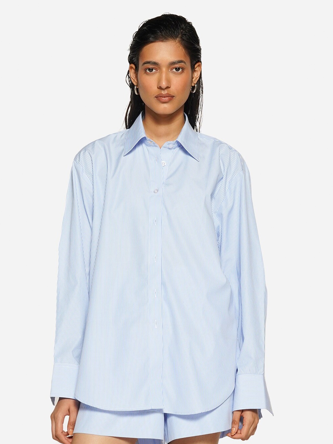 

Shop Staple Vertical Striped Spread Collar Drop-Shoulder Sleeves Oversized Casual Shirt, Blue