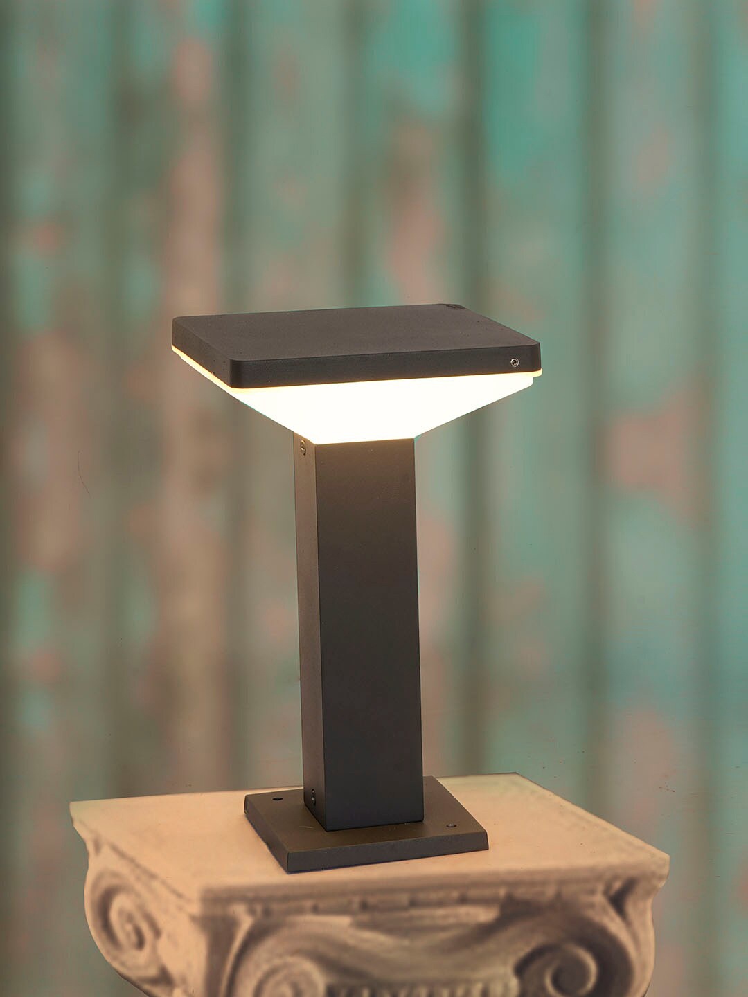 

Fos Lighting Grey Square Pillar Outdoor Lamp