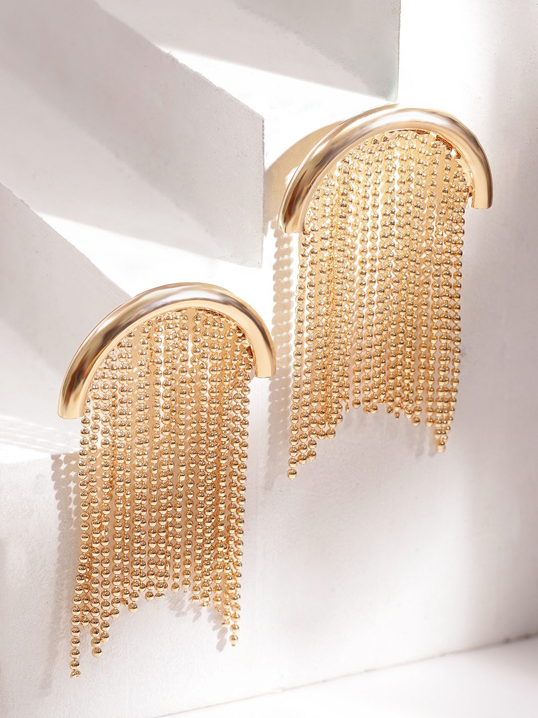 

Rubans Voguish Gold Plated Drop Earrings