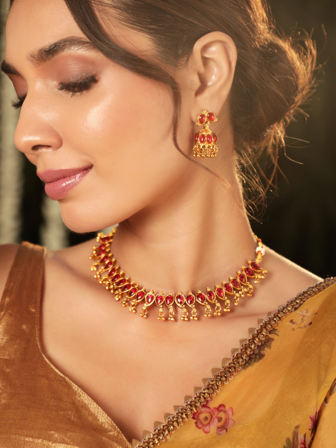 

Rubans 22K Gold-Plated Ruby Kundan Studded Traditional Jewellery Set with Gold Beads